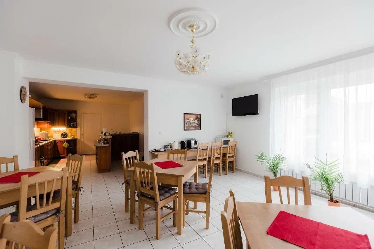 Airport Jazmin Guesthouse Vecsés Ungarn