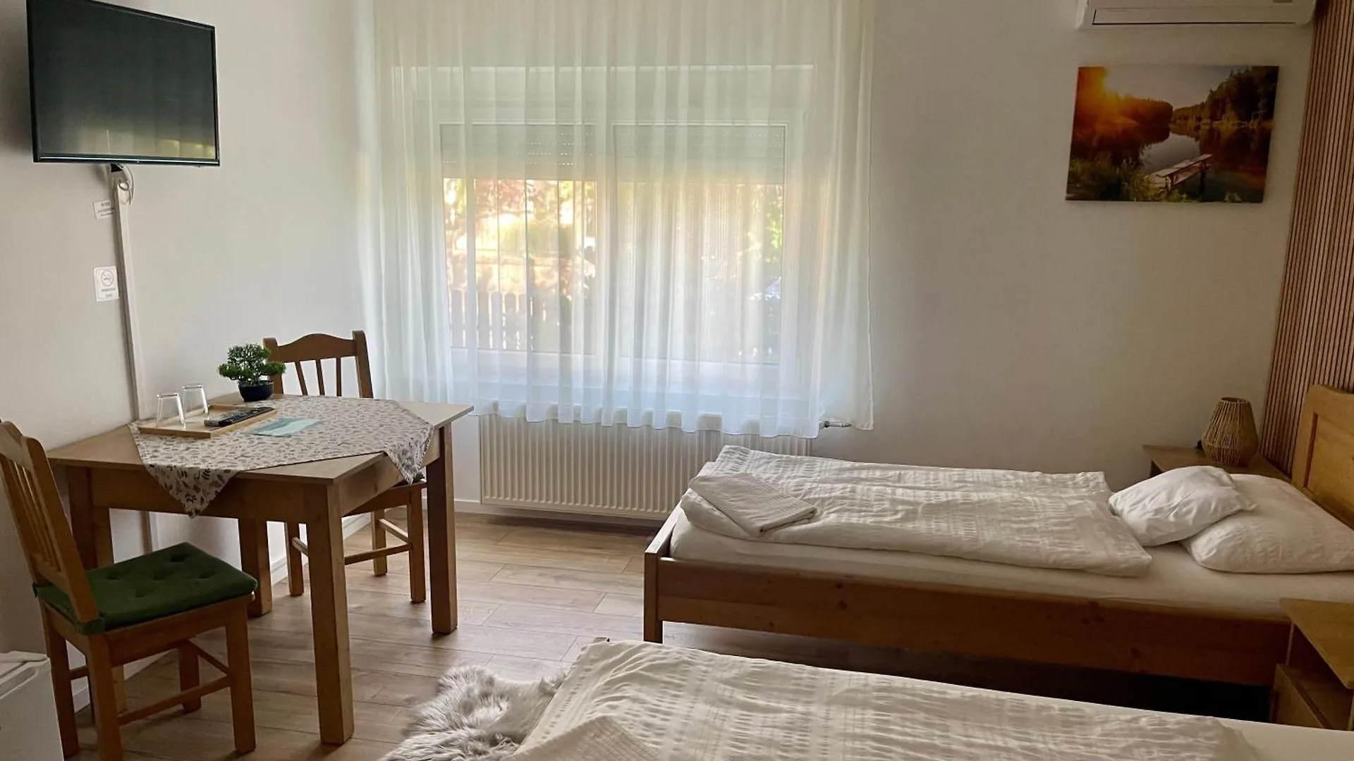 בית הארחה וסס Airport Jazmin Guesthouse